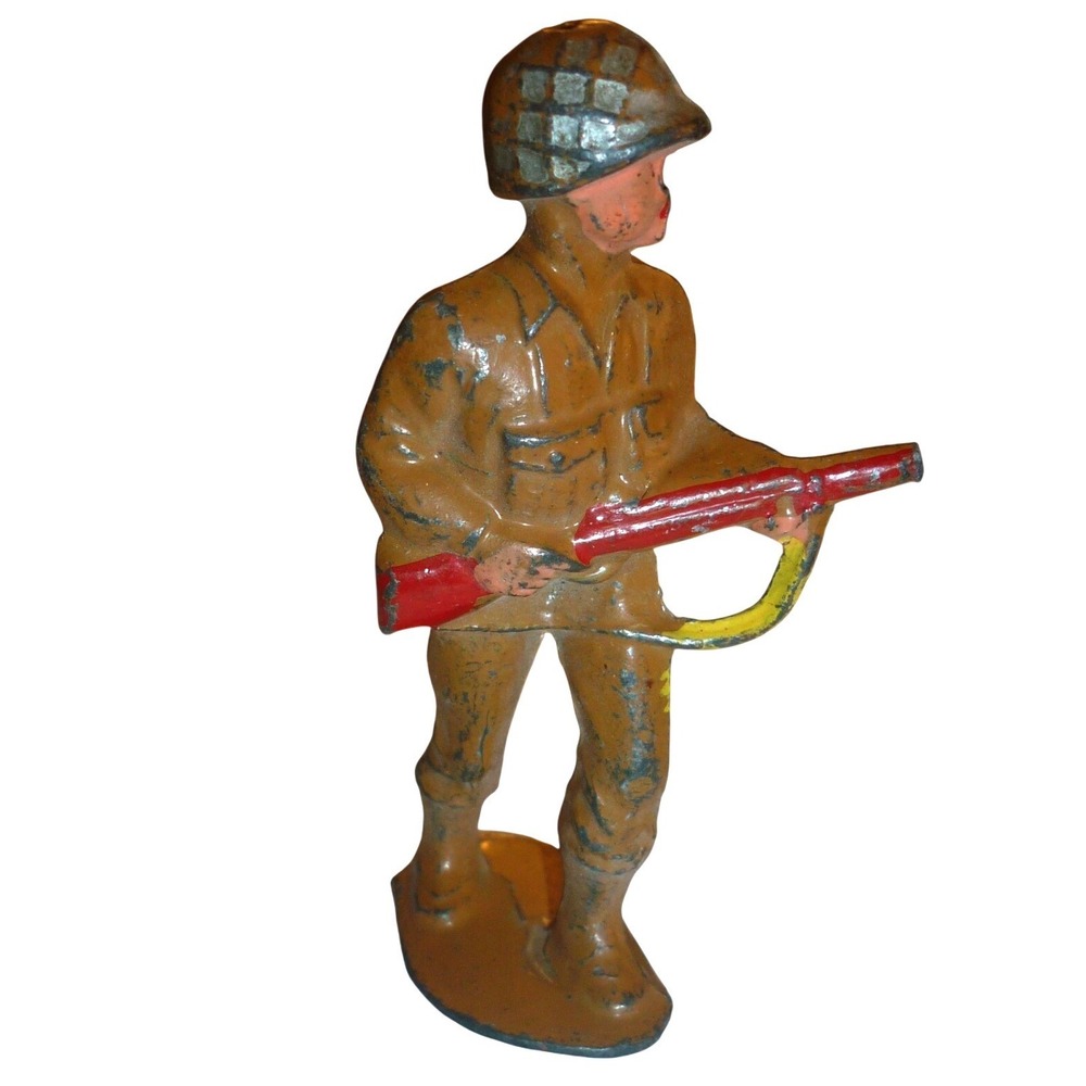 Vintage Manoil 45/8 Lead Toy Soldier Advancing Rifleman Infantry WWII